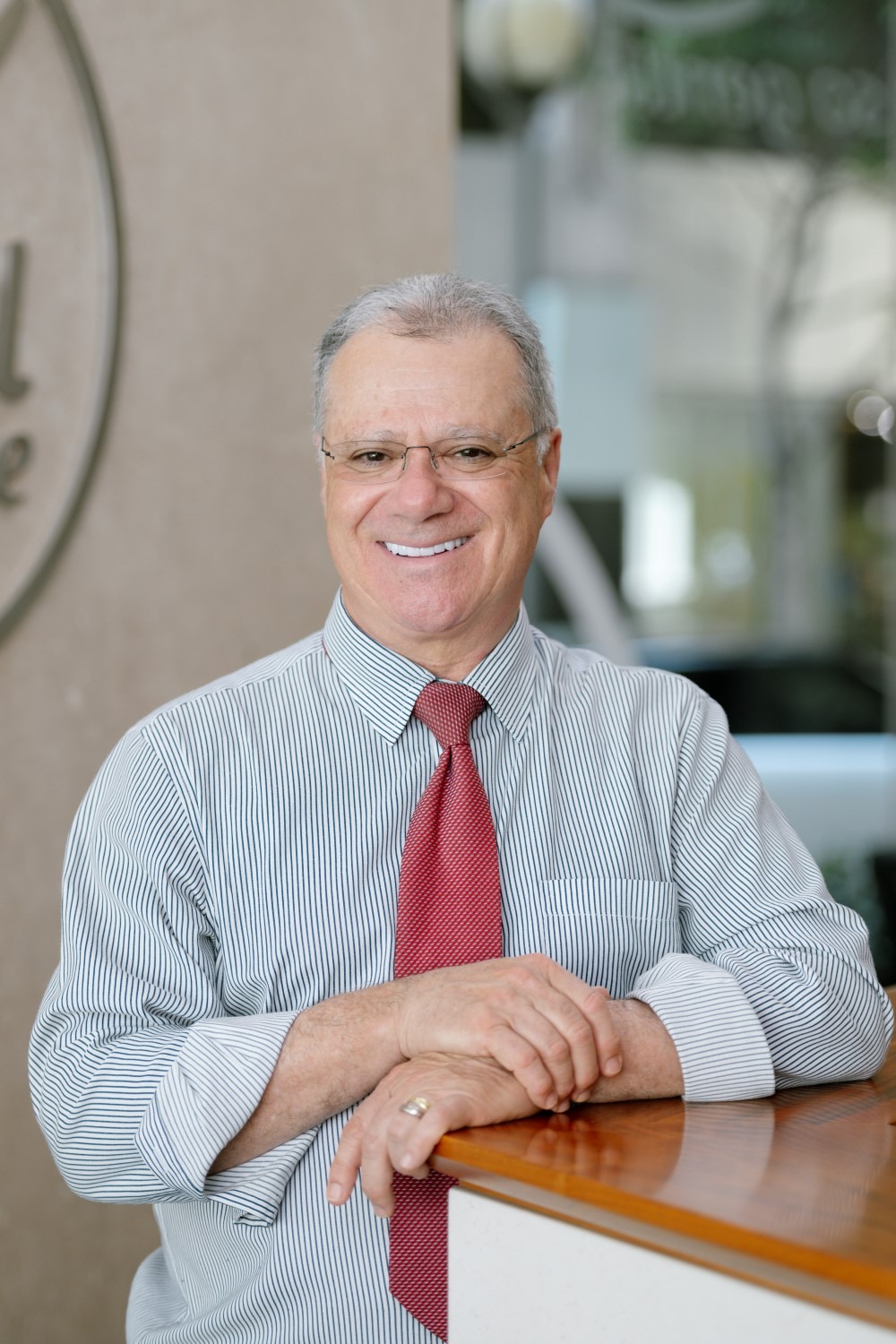 Meet Dr Jeff Broude – Founder and Cosmetic Dentist at Dental O So Gentle